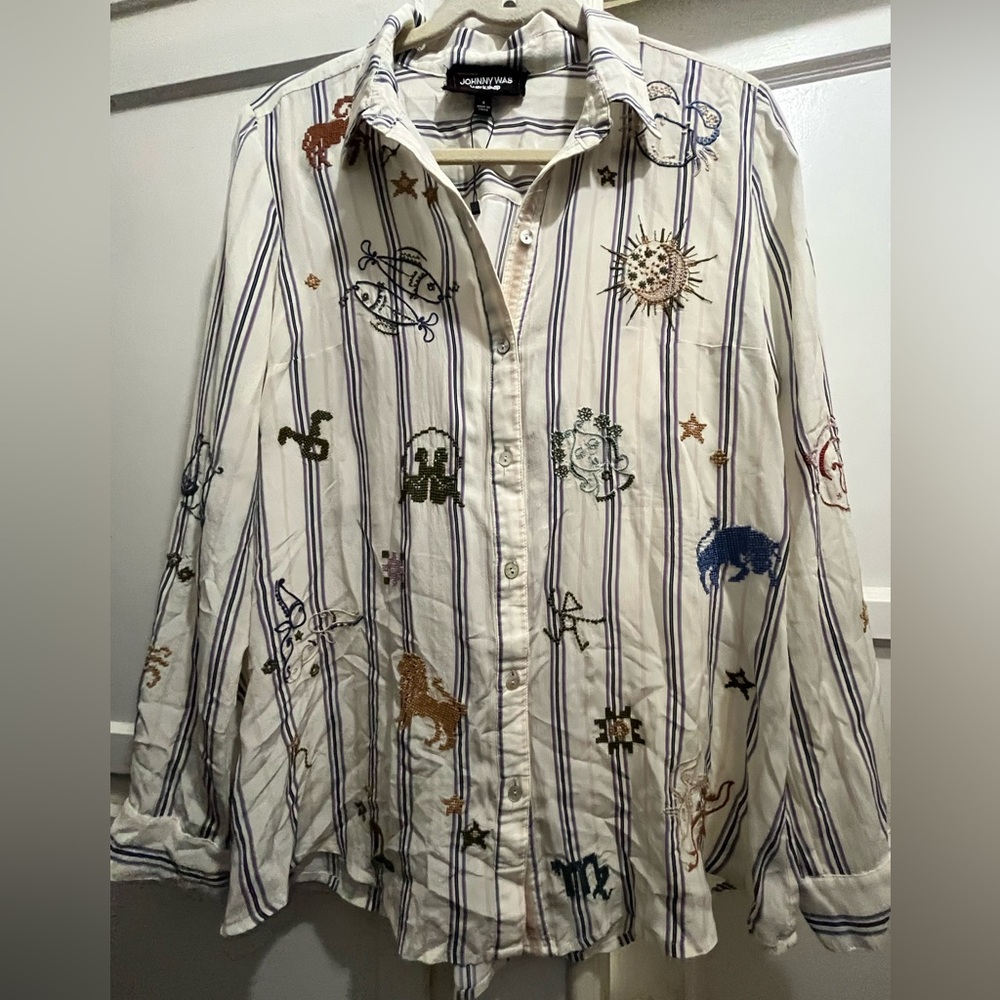 Johnny Was ARIANA BUTTON BACK striped silk shirt with zodiac embroidery size sm - Picture 2 of 16